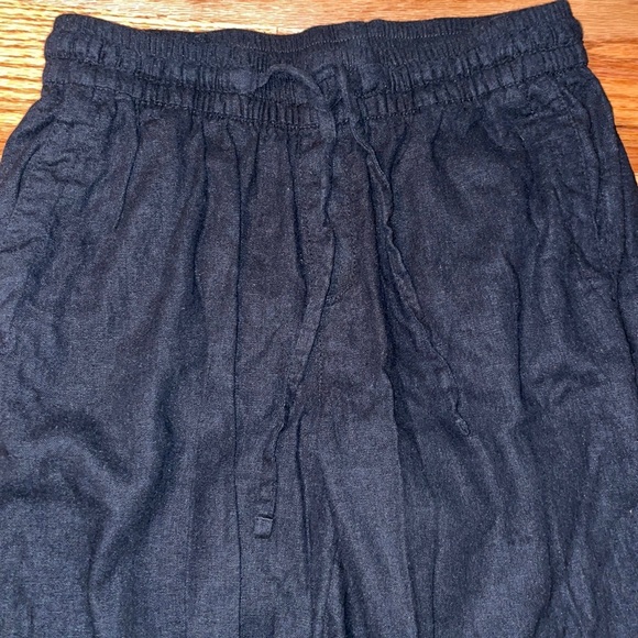 Old Navy Jogger-Style Linen Pants - Picture 2 of 6